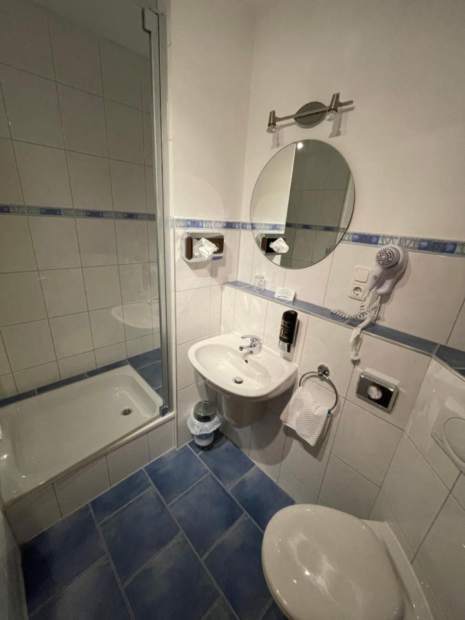 Gasthaus Felsenwastl Essing Buitenkant foto
