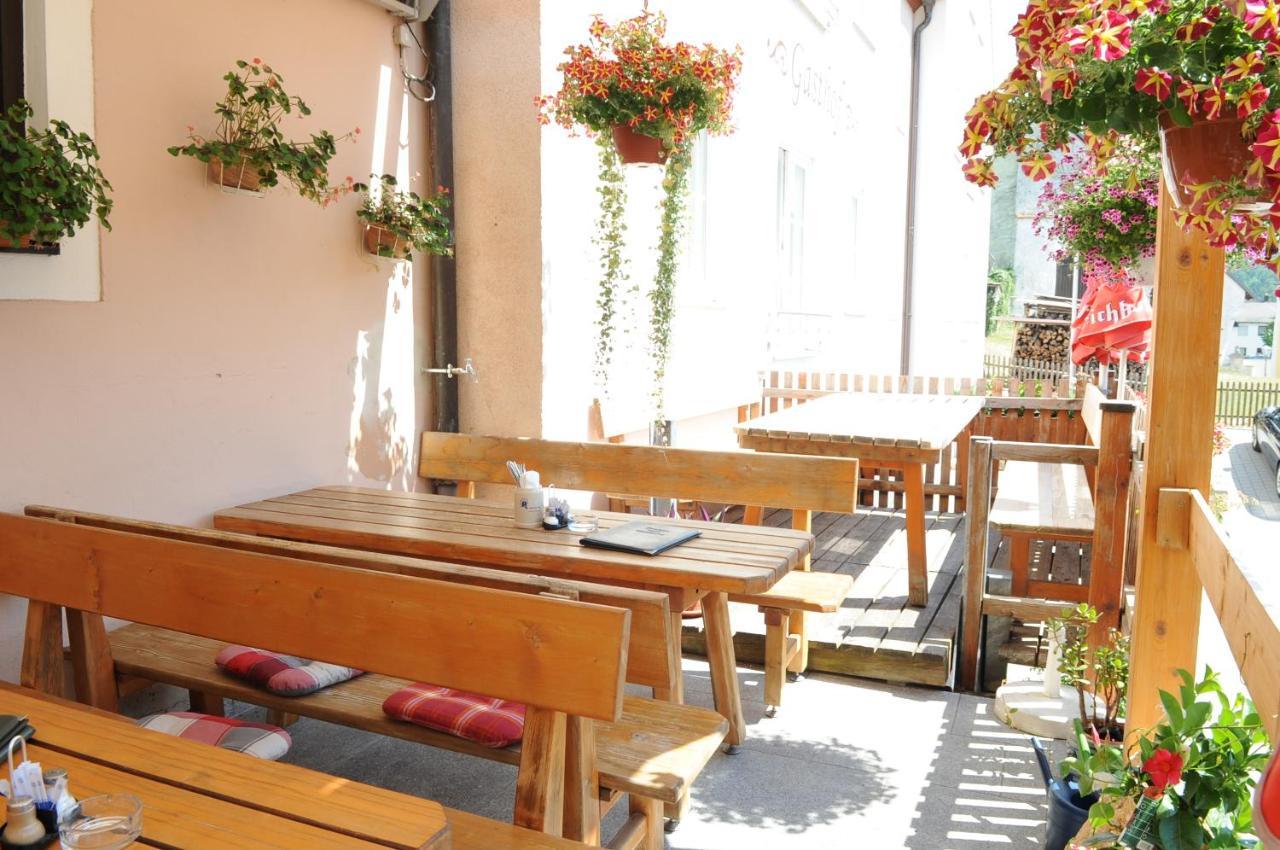 Gasthaus Felsenwastl Essing Buitenkant foto